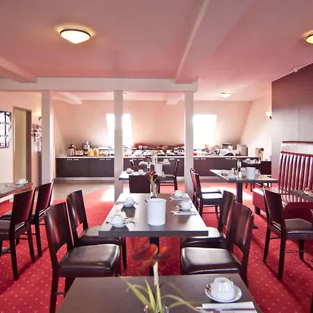 Hotel Savoy-3